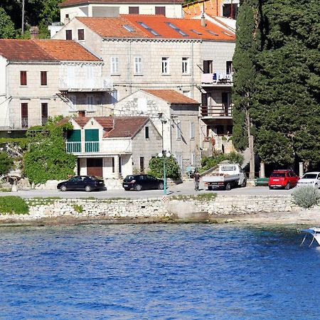 Apartments And Rooms By The Sea Racisce, Korcula - 4341 Exterior foto