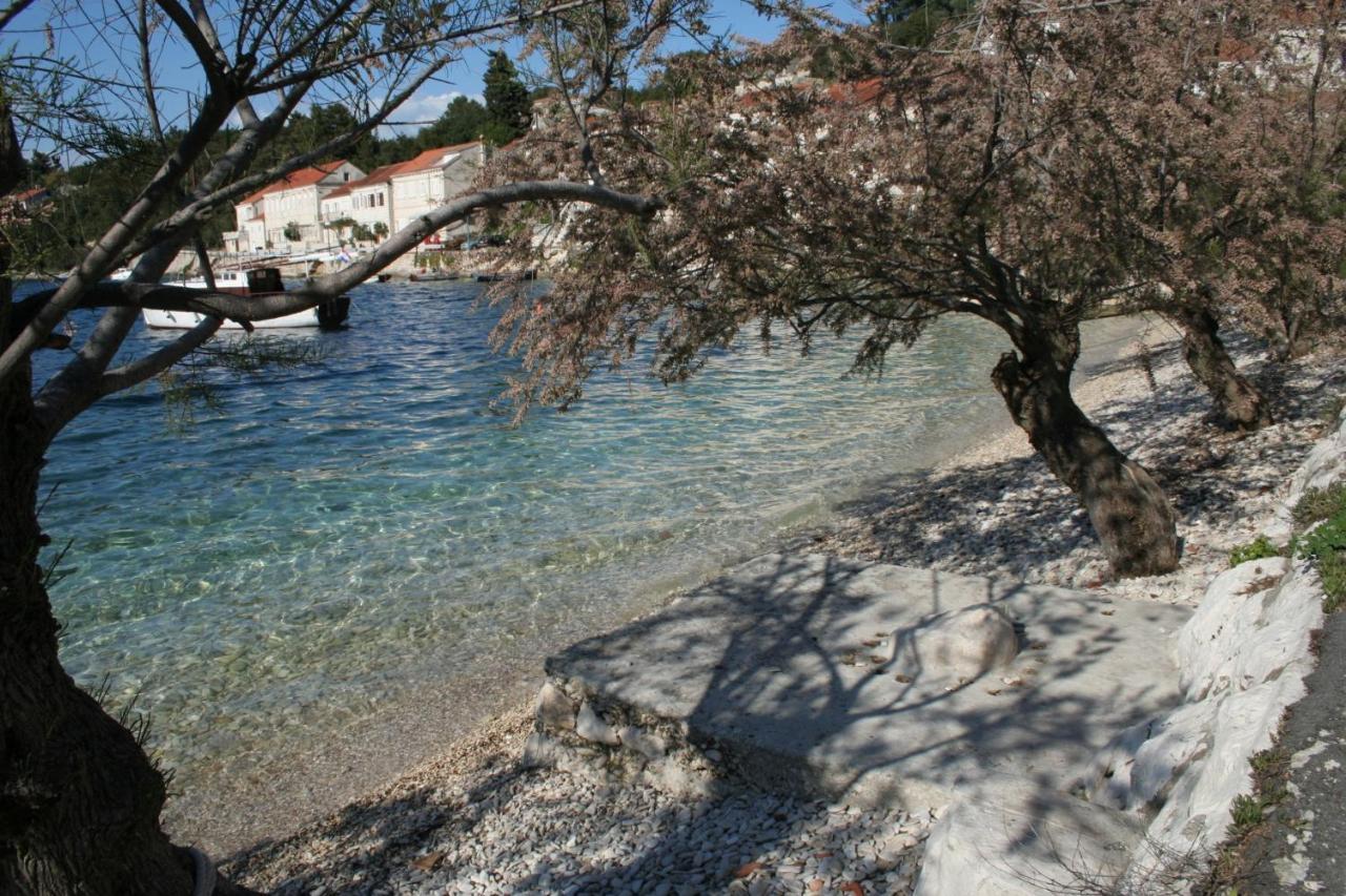 Apartments And Rooms By The Sea Racisce, Korcula - 4341 Exterior foto
